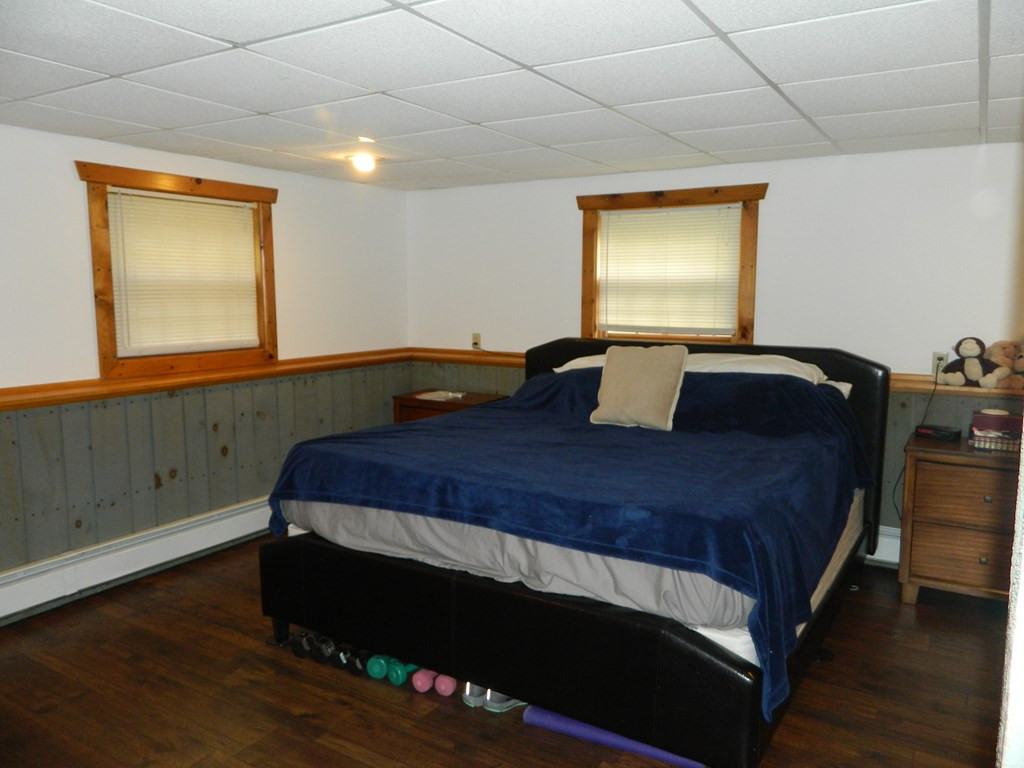 1146 Cumberland Head Road Plattsburgh, NY 12901 - Photo 9 of 25 Gallery Image 9