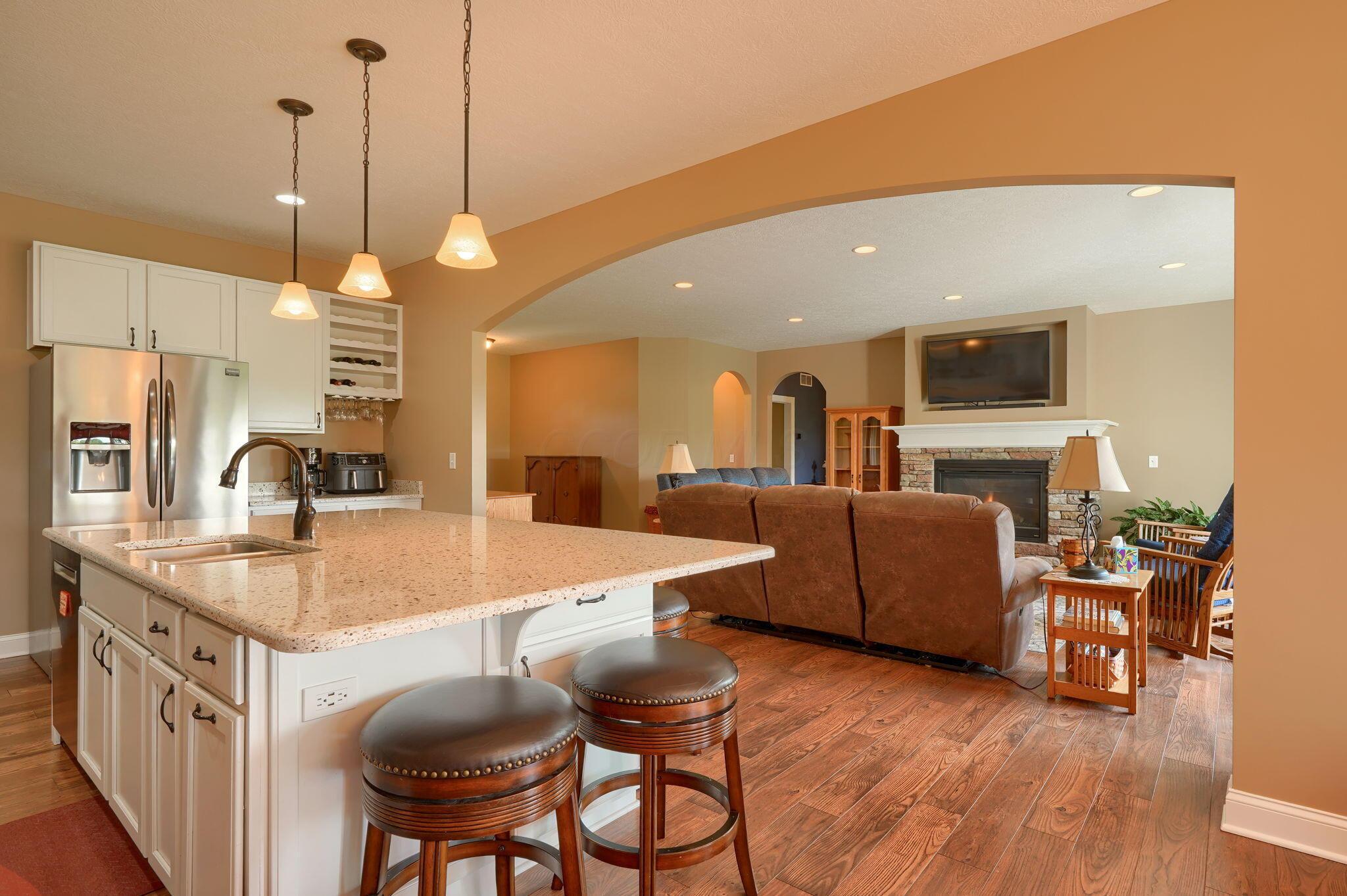 6223 Wilson Road Northwest Lancaster, OH 43130 - Photo 25 of 111 Arch way separates family room from kitchen