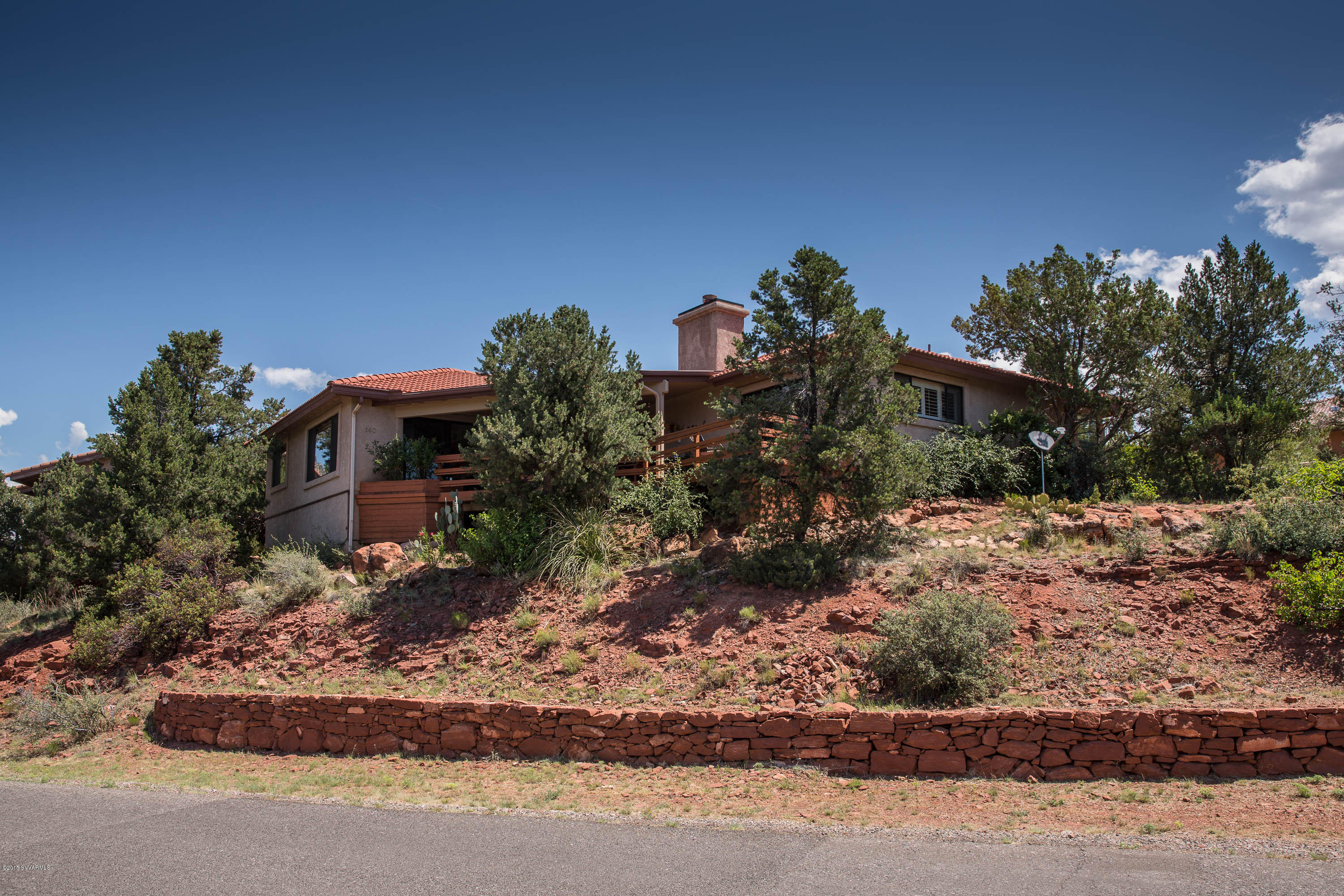 140 Mission Road Sedona, AZ 86336 - Photo 2 of 26 Hillside Getaway