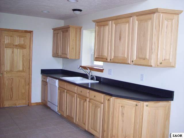 4106 West Tyrrell Road Owosso, MI 48867 - Photo 8 of 9 40481-7.JPG