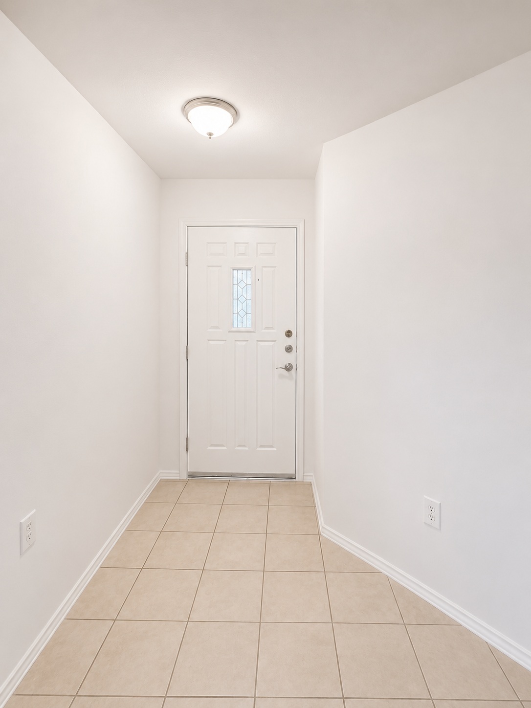 7101 Cayenne Lane Austin, TX 78741 - Photo 2 of 18