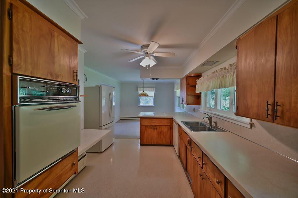 121 Newton Road Scranton, PA 18504 - Photo 16 of 59 Gallery Image 16