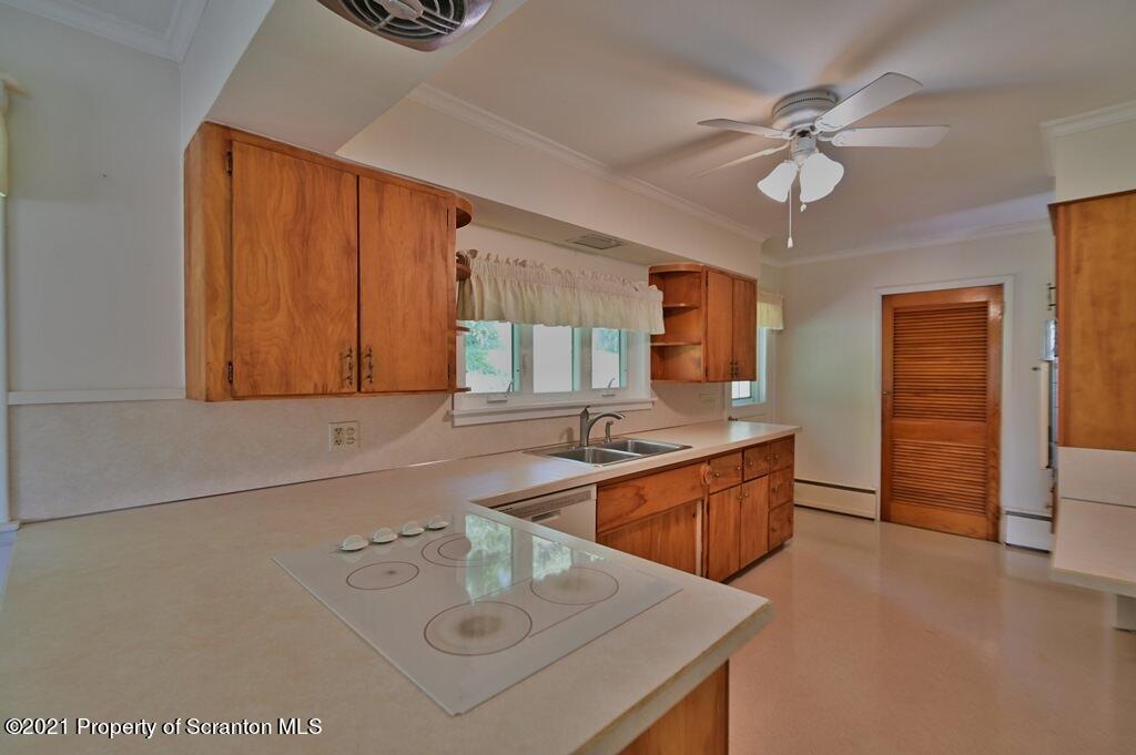 121 Newton Road Scranton, PA 18504 - Photo 18 of 59 Gallery Image 18