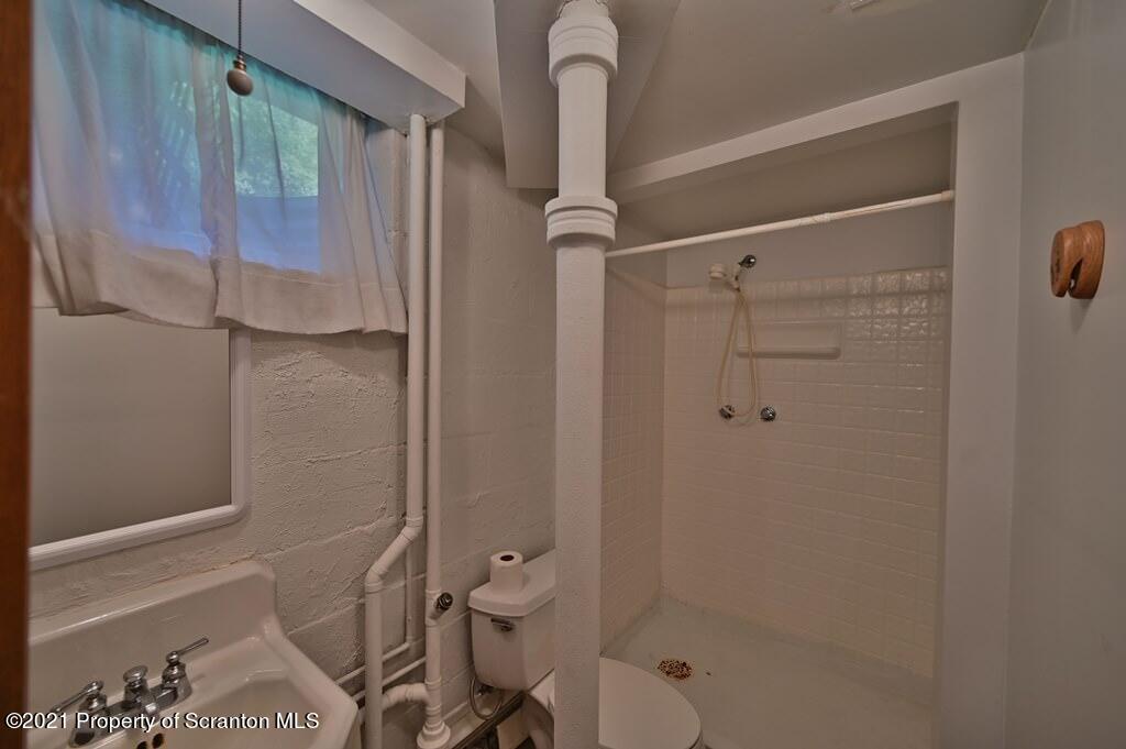 121 Newton Road Scranton, PA 18504 - Photo 50 of 59 Gallery Image 50