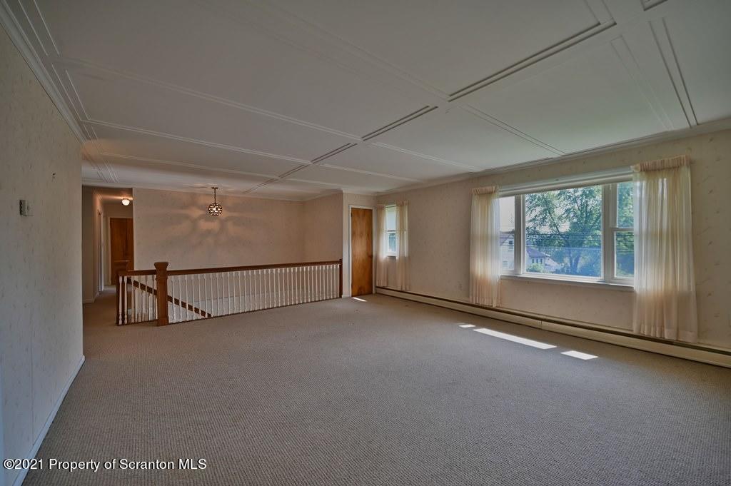 121 Newton Road Scranton, PA 18504 - Photo 10 of 59 Gallery Image 10