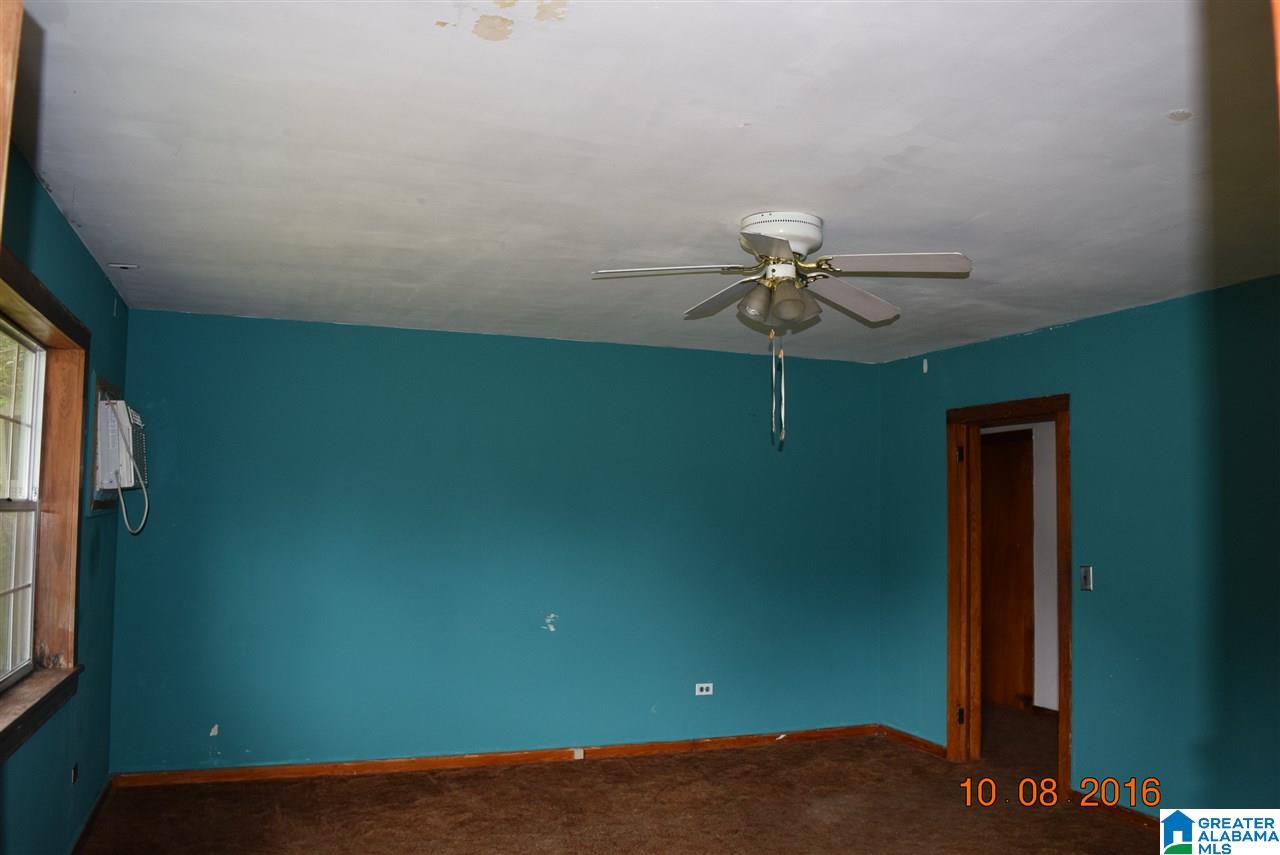 826 Mccay Avenue Oneonta, AL 35121 - Photo 4 of 24