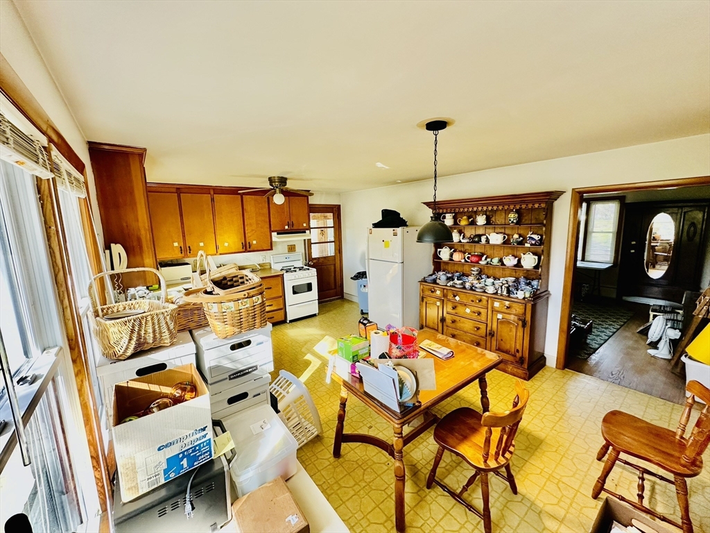 18 Cabot Road Lawrence, MA 01843 - Photo 14 of 40