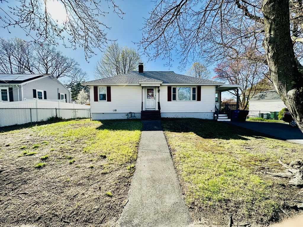18 Cabot Road Lawrence, MA 01843 - Photo 3 of 40