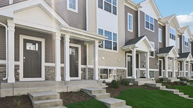 $317,990 | 863 Briar Gln Court, Hampshire, IL 60140