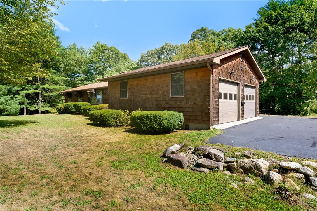 749 E Road Scituate, RI 02857 - Photo 16 of 50