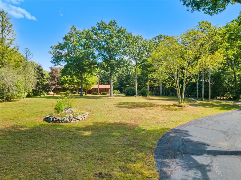 749 E Road Scituate, RI 02857 - Photo 3 of 50