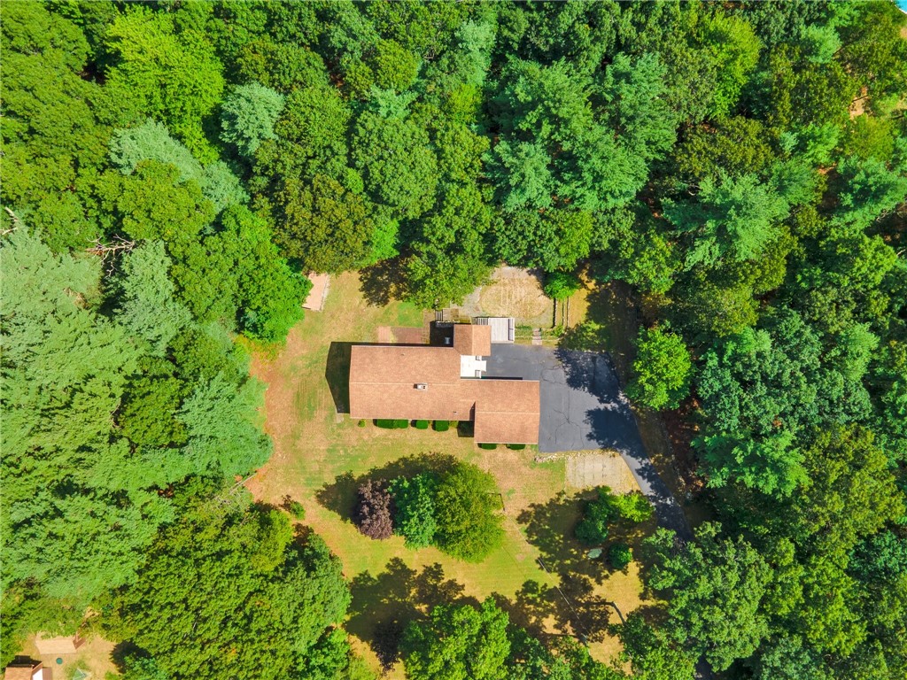 749 E Road Scituate, RI 02857 - Photo 6 of 50