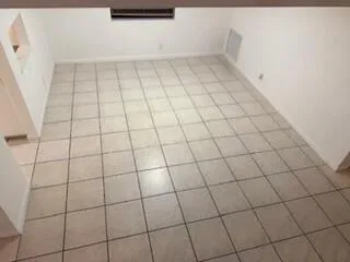 a view of a utility room