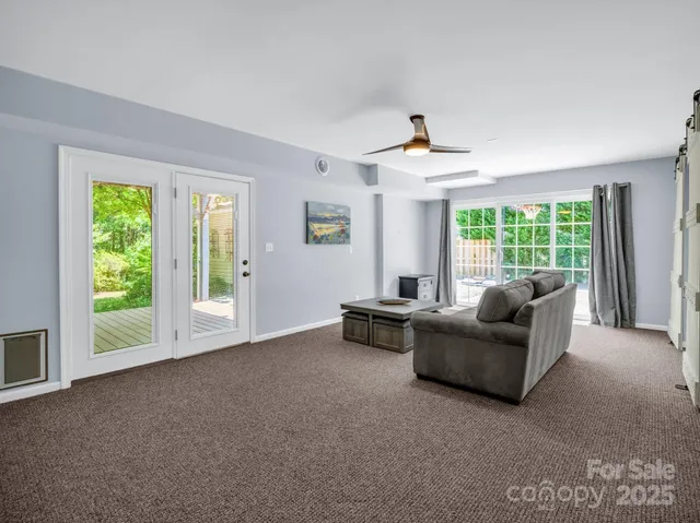 $600,000 | 198 Sugarbush Point, Lake Lure, NC 28746