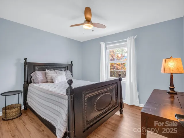 $600,000 | 198 Sugarbush Point, Lake Lure, NC 28746