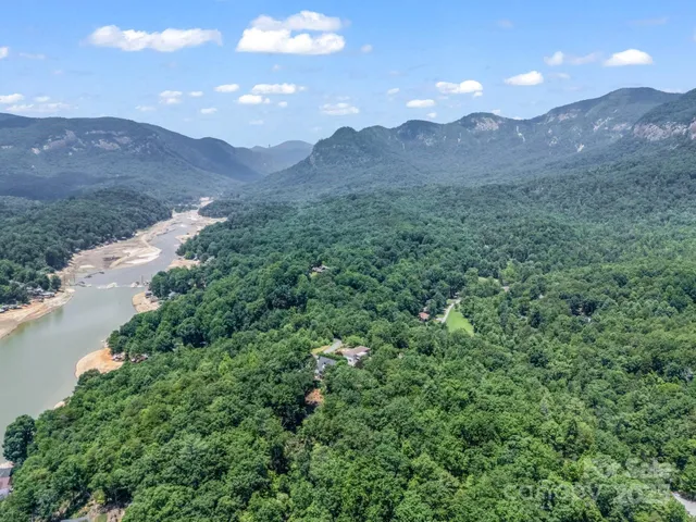$600,000 | 198 Sugarbush Point, Lake Lure, NC 28746