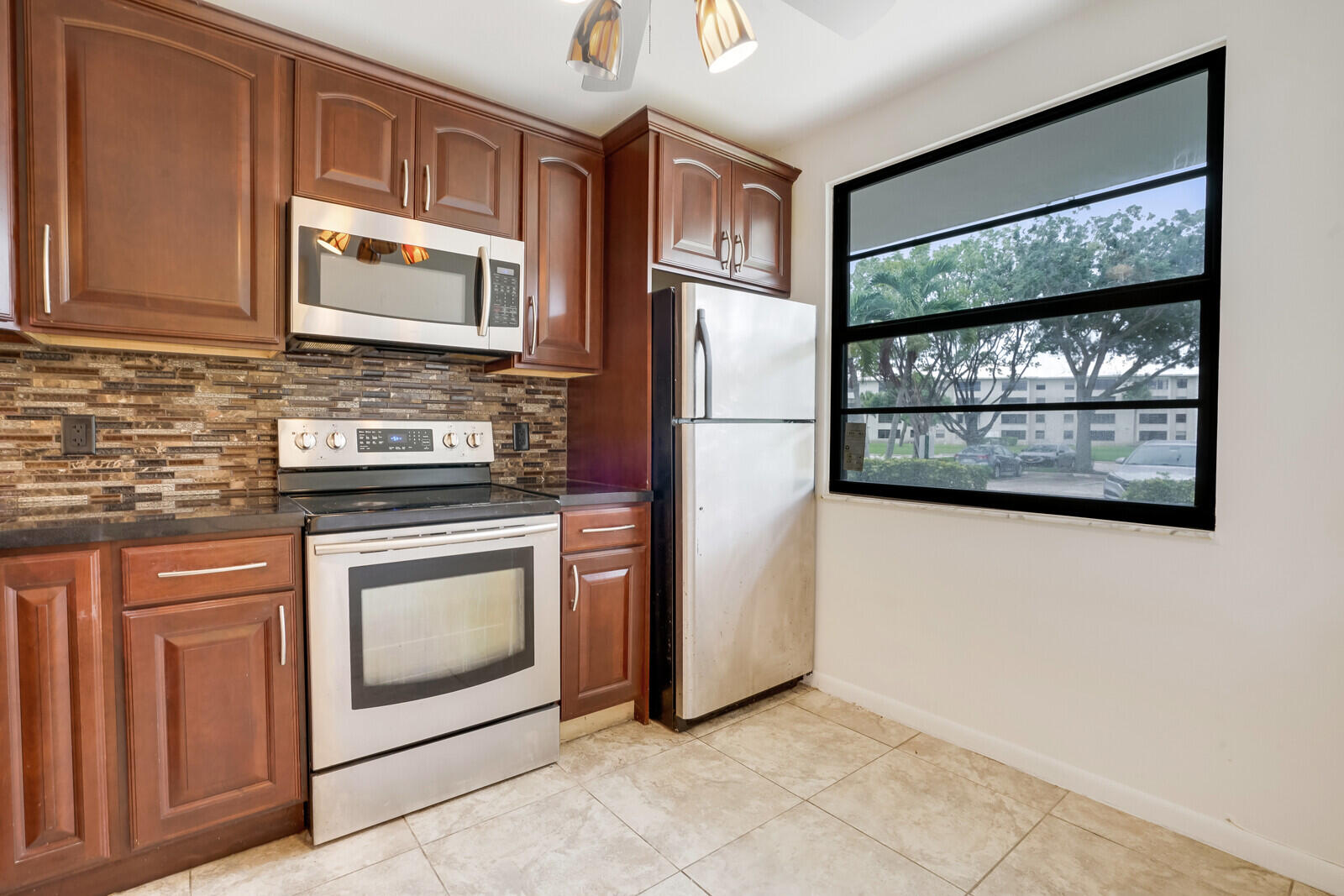 6085 Balboa Circle, Unit 101 Boca Raton, FL 33433 - Photo 3 of 26 05_Image_5_mls
