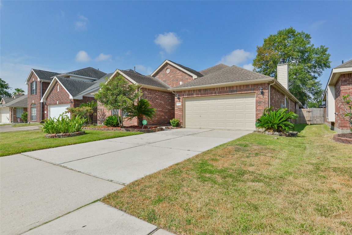 18411 Atasca Wds Trace Humble, TX 77346 - Photo 3 of 44