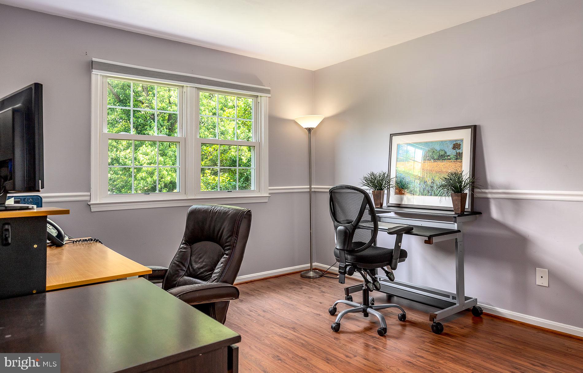 11607 Vale Road Oakton, VA 22124 - Photo 14 of 24 Gallery Image 14
