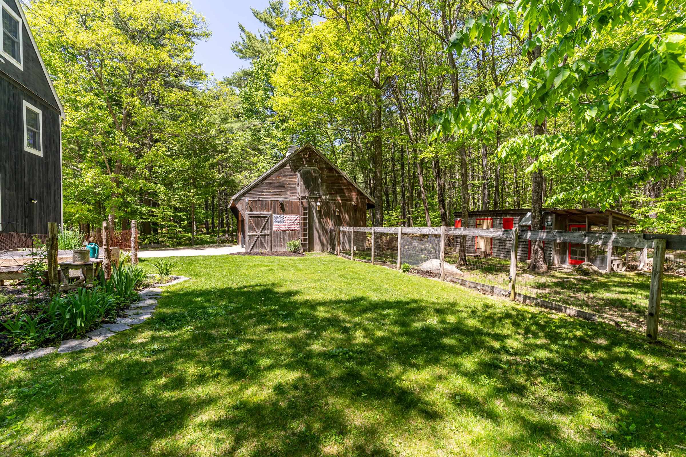 338 Middleton Road Wolfeboro, NH 03894 - Photo 18 of 60