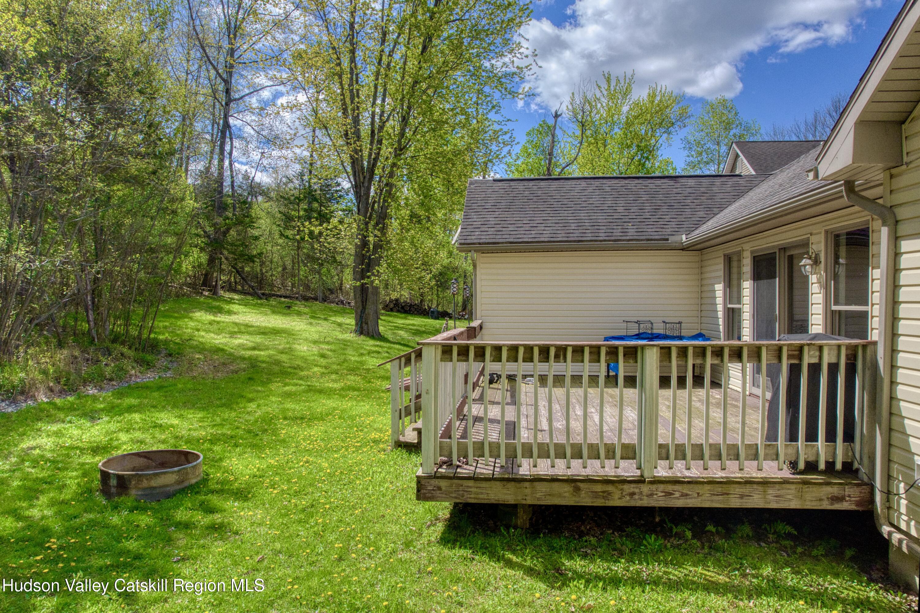 996 Sleepy Hollow Road Athens, NY 12015 - Photo 3 of 32 a view of a house with a yard