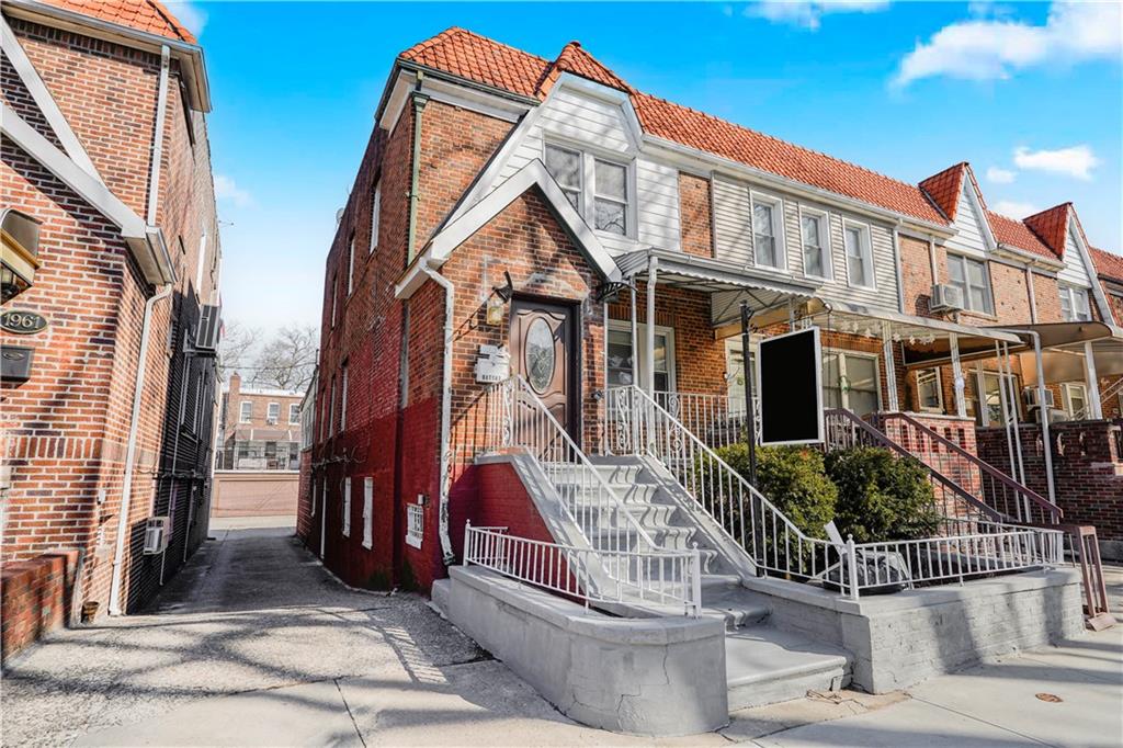 1963 East 27th Street | Compass