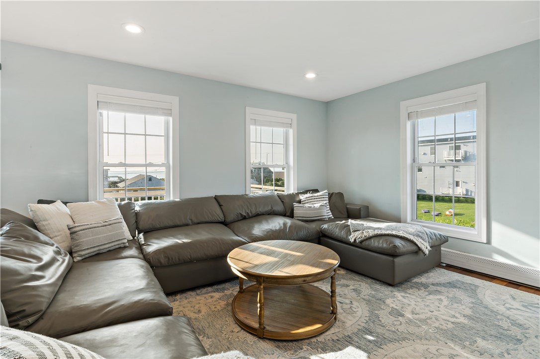 11 Defelice Road Narragansett, RI 02882 - Photo 5 of 46