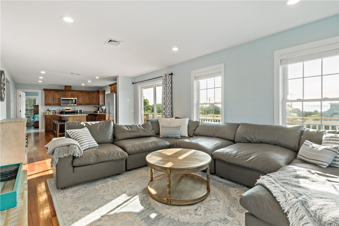 11 Defelice Road Narragansett, RI 02882 - Photo 6 of 46