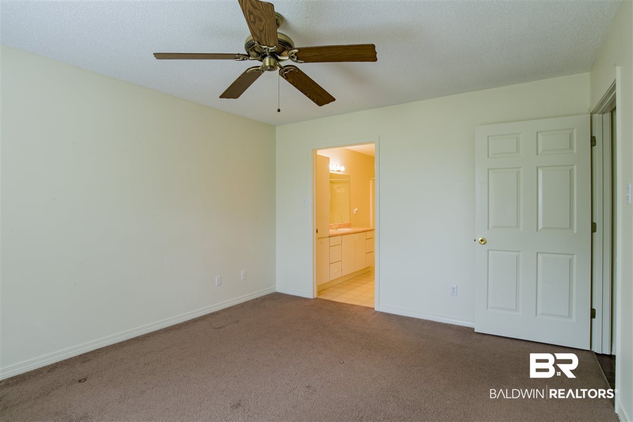 300 West Azalea Avenue Foley, AL 36535 - Photo 13 of 16