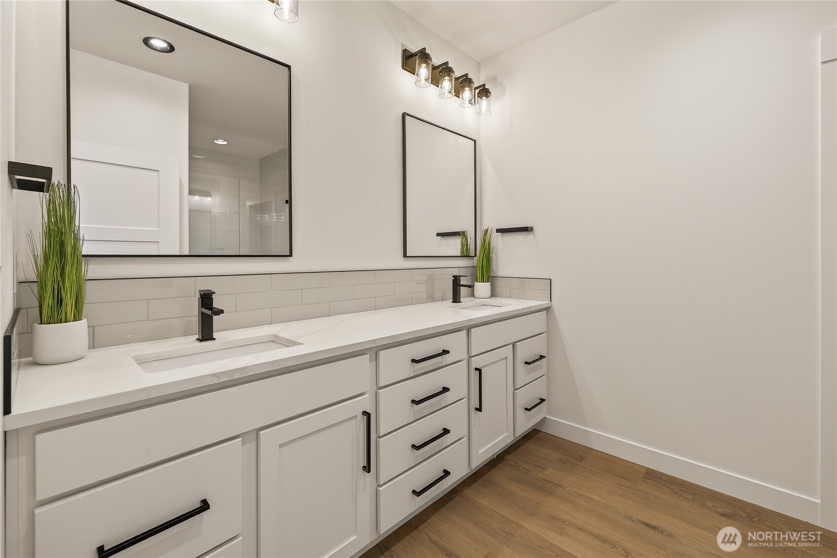 910 Racine Spgs Drive Wenatchee, WA 98801 - Photo 10 of 21 Gallery Image 10