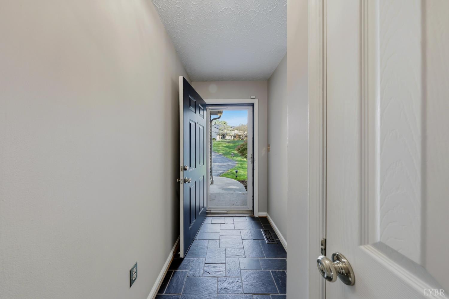 472 Oak Point Road Forest, VA 24551 - Photo 13 of 64