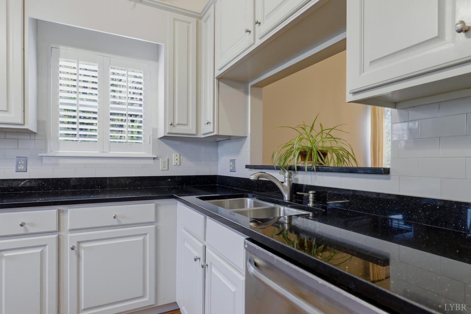 472 Oak Point Road Forest, VA 24551 - Photo 17 of 64