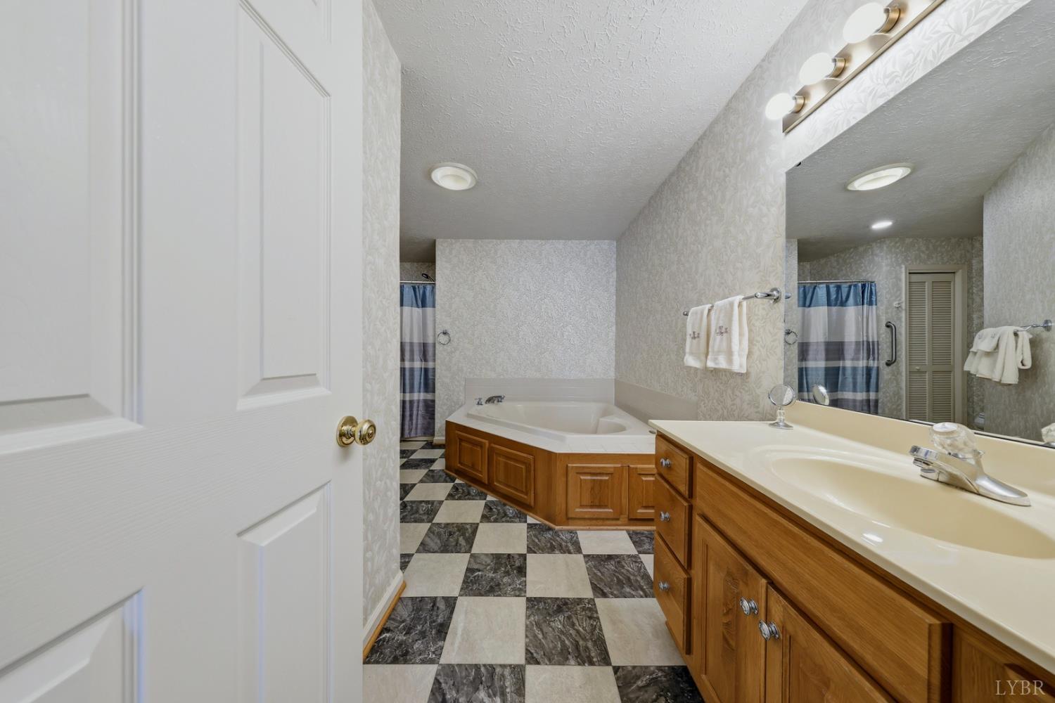 472 Oak Point Road Forest, VA 24551 - Photo 28 of 64