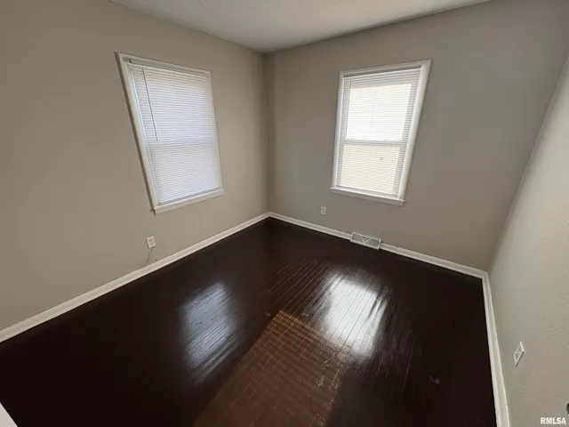 $1,499 | 2324 West Gilbert Avenue, Peoria, IL 61604