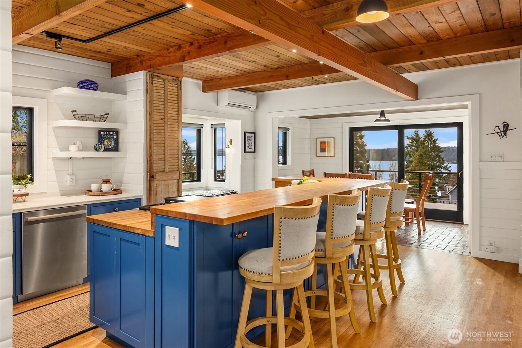 15451 Harvey Road Northeast Bainbridge Island, WA 98110 - Photo 13 of 40