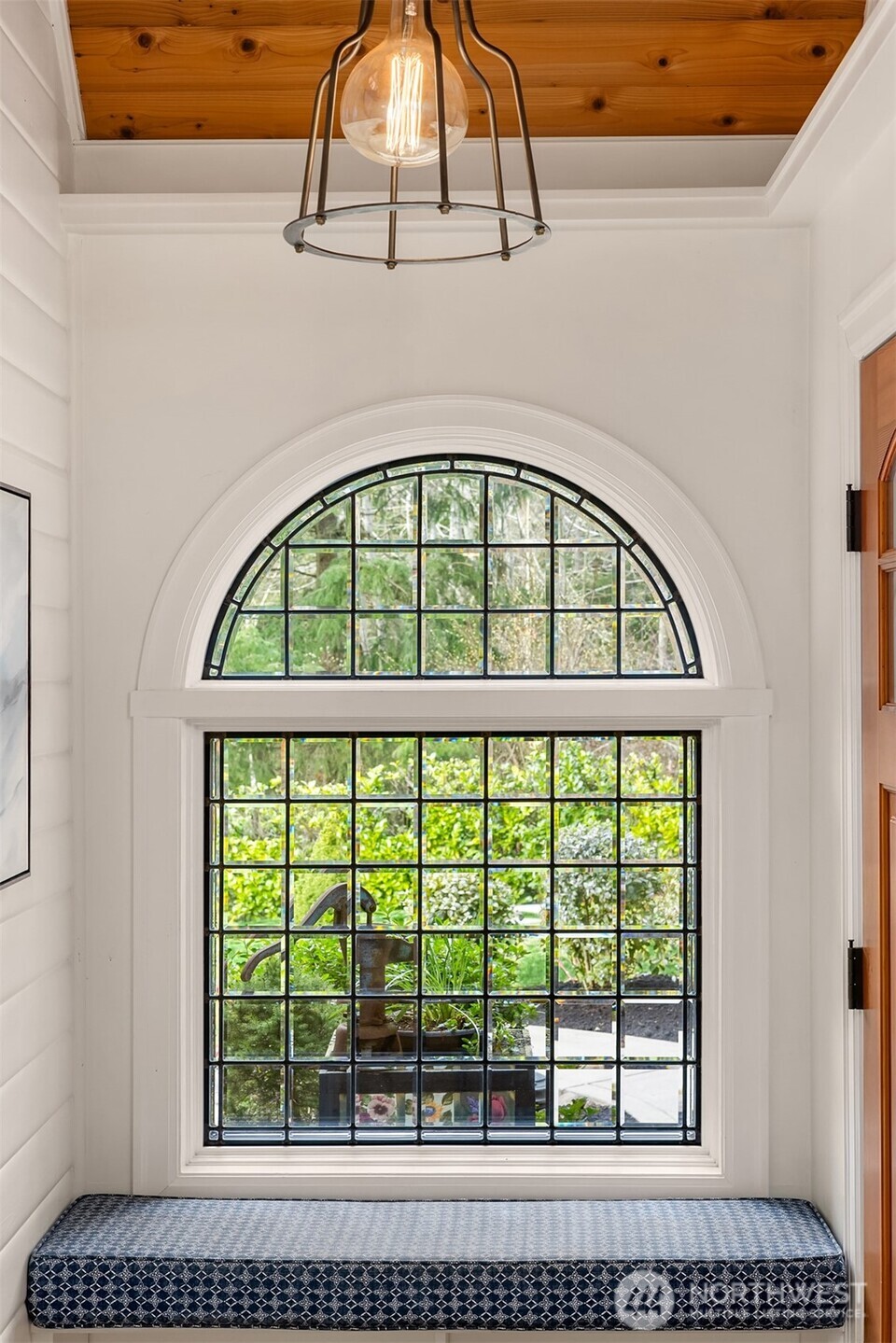 15451 Harvey Road Northeast Bainbridge Island, WA 98110 - Photo 5 of 40