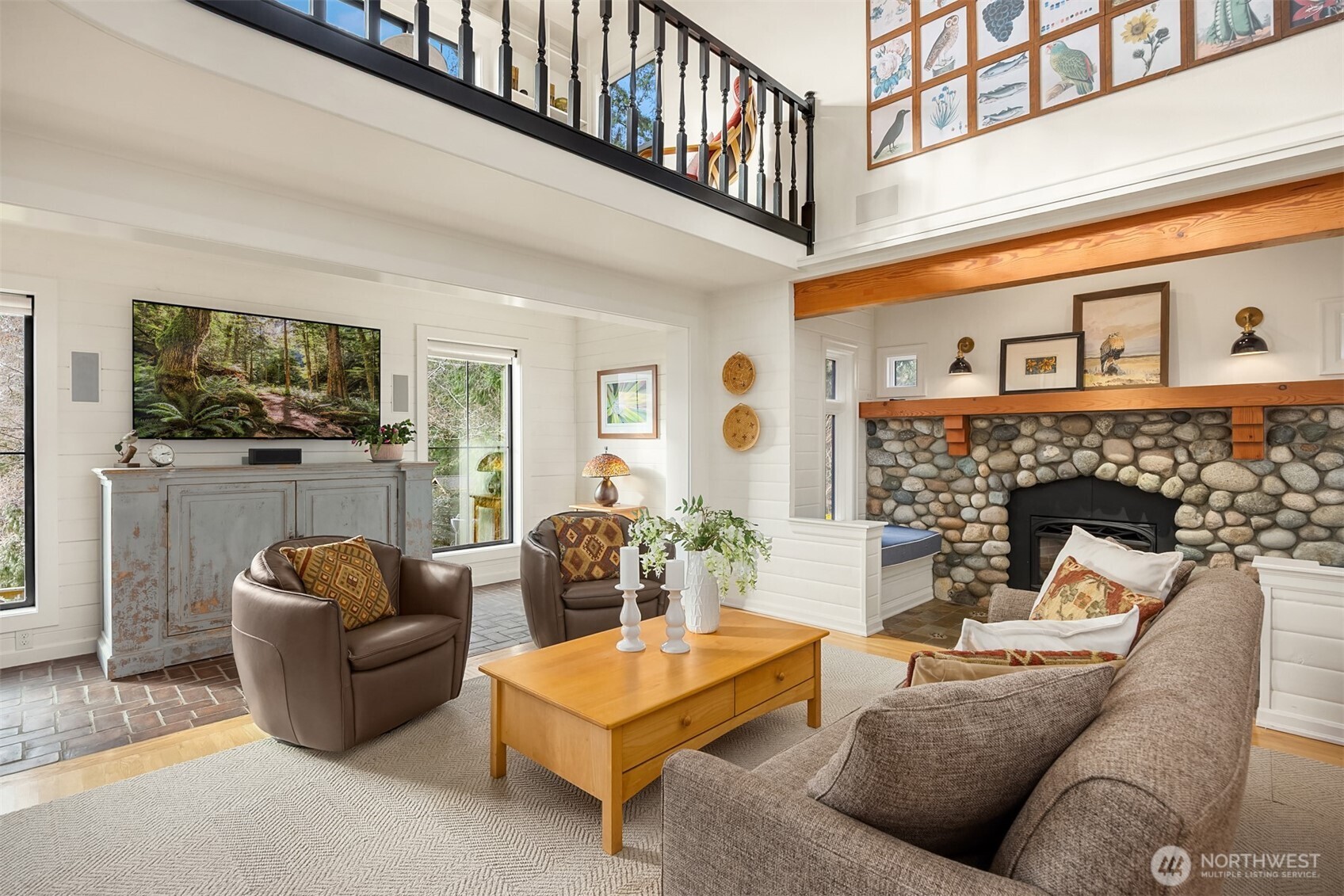 15451 Harvey Road Northeast Bainbridge Island, WA 98110 - Photo 8 of 40