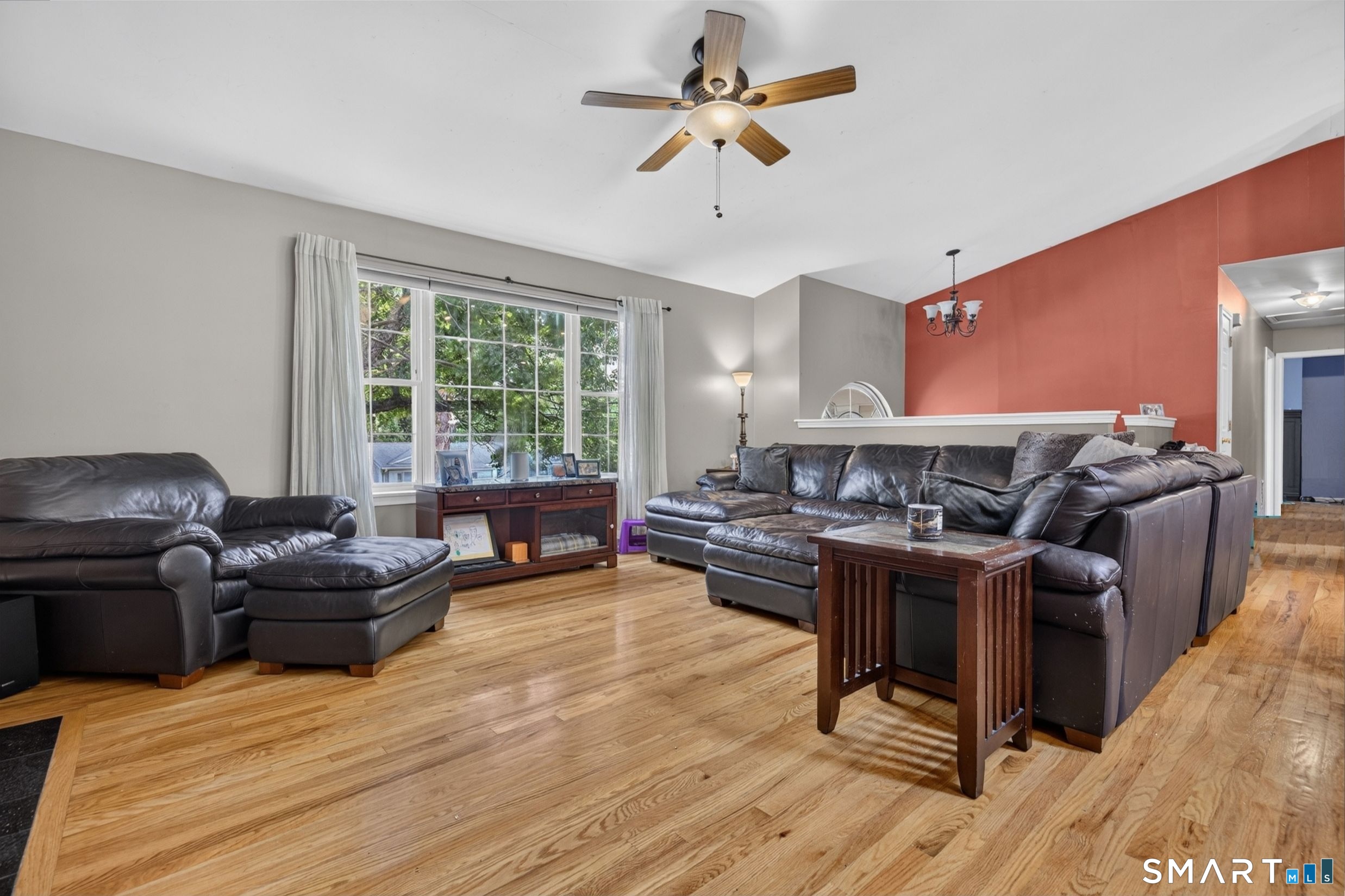 682 Milford Point Road Milford, CT 06460 - Photo 3 of 34
