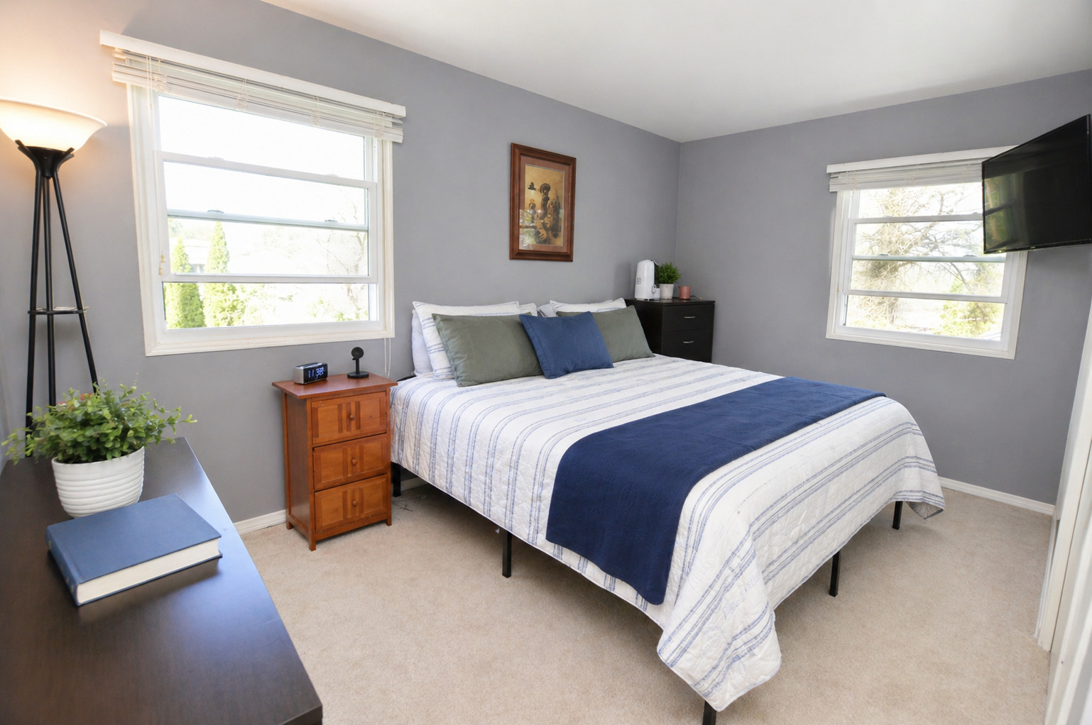 3206 Hunter Path McHenry, IL 60050 - Photo 8 of 13 a bedroom with bed and a window