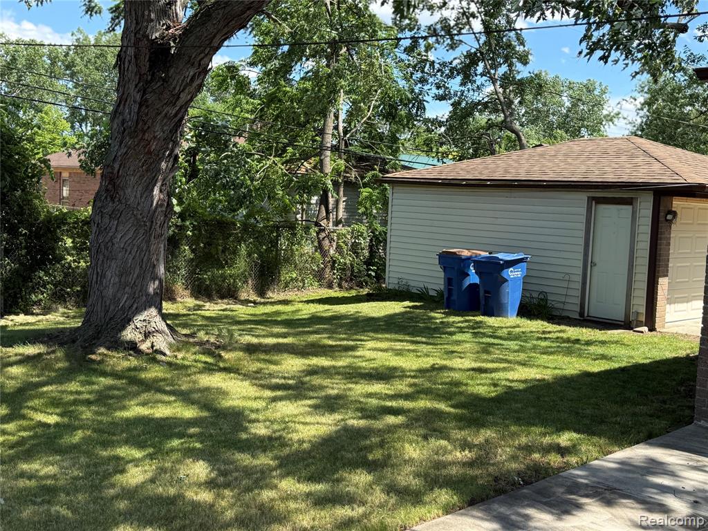 32246 Oakview Drive Warren, MI 48092 - Photo 21 of 22