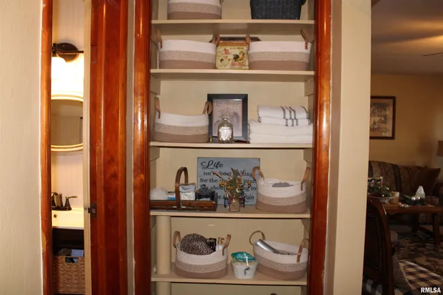 $124,000 | 2639 South Broadway, Salem, IL 62881