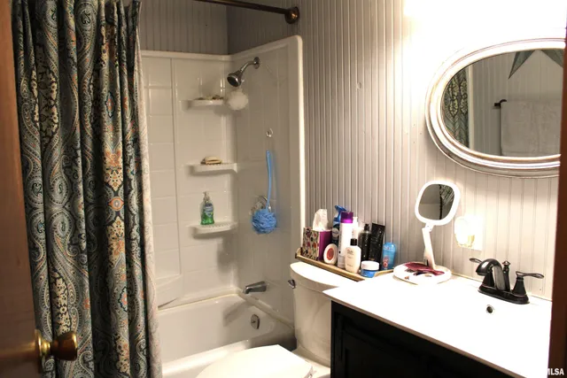 $124,000 | 2639 South Broadway, Salem, IL 62881