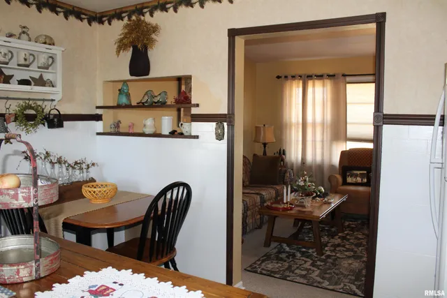 $124,000 | 2639 South Broadway, Salem, IL 62881