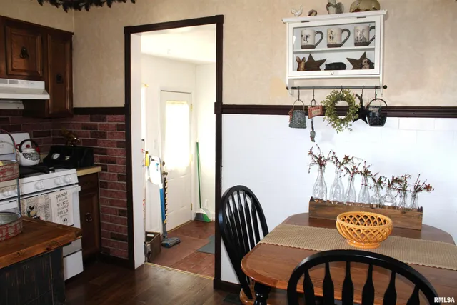 $124,000 | 2639 South Broadway, Salem, IL 62881