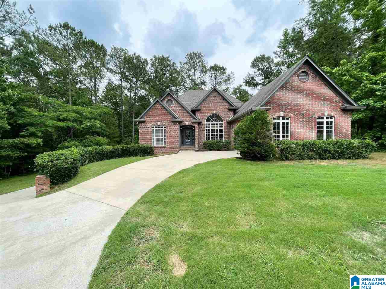 1032 Lake View Lane Calera, AL 35040 - Photo 4 of 37