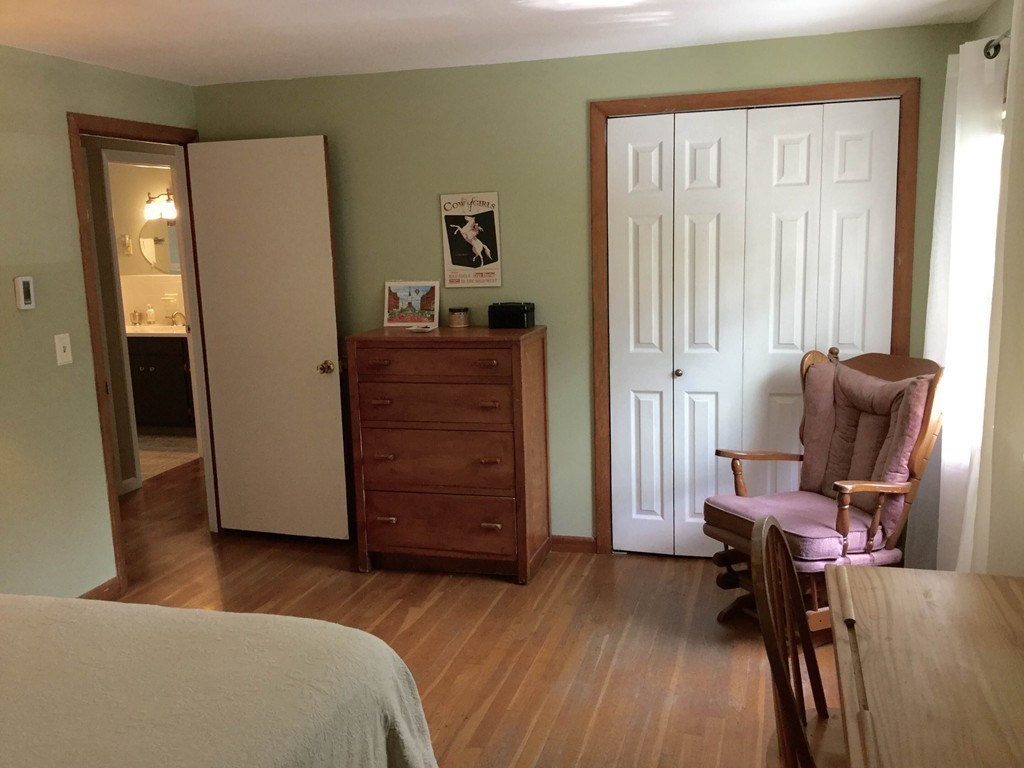 27 Glendale Road Amherst, MA 01002 - Photo 15 of 26 Gallery Image 15