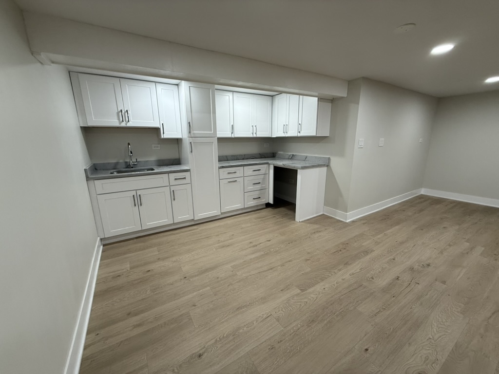 1S526 Nimitz Road Villa Park, IL 60181 - Photo 10 of 17