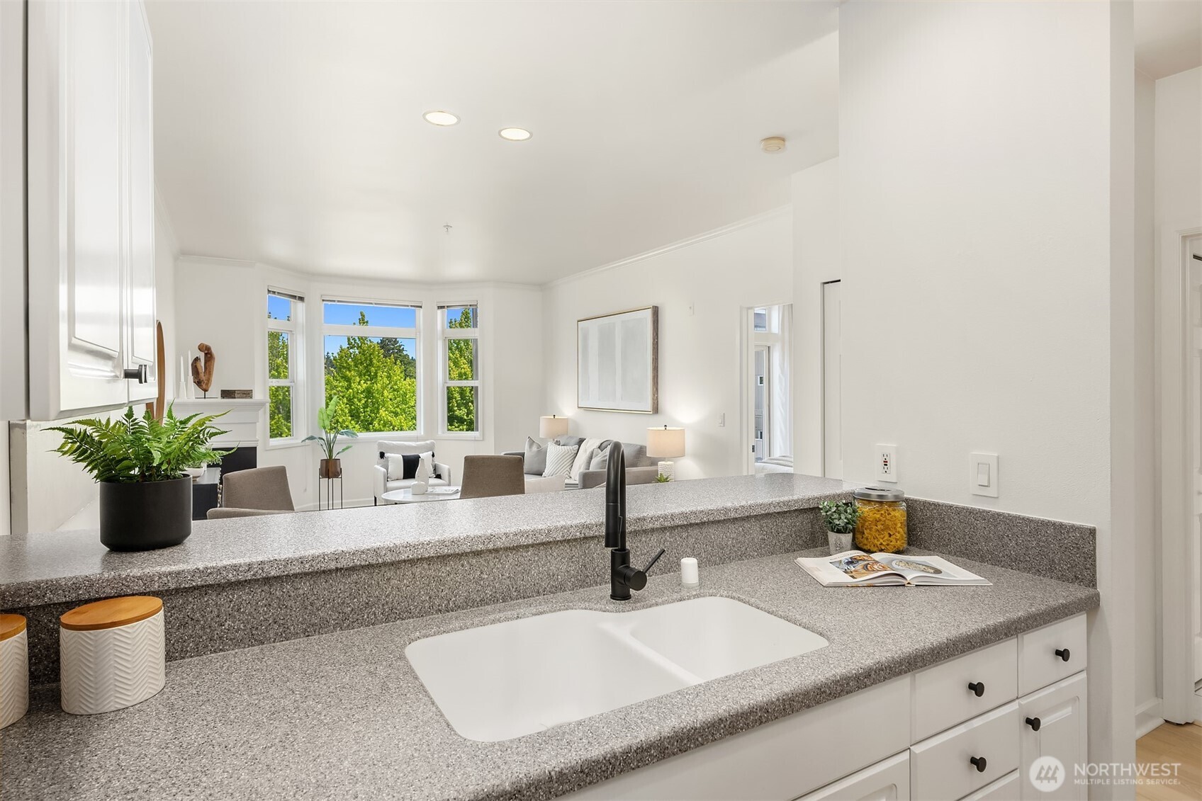 122 State Street, Unit 207E Kirkland, WA 98033 - Photo 13 of 26