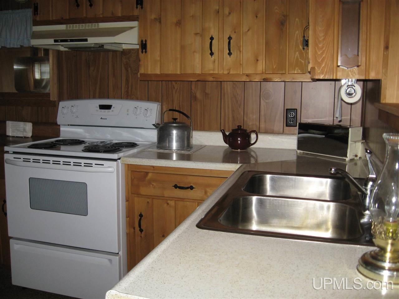 6624 32nd Road Rapid River, MI 49878 - Photo 4 of 23 Gallery Image 4