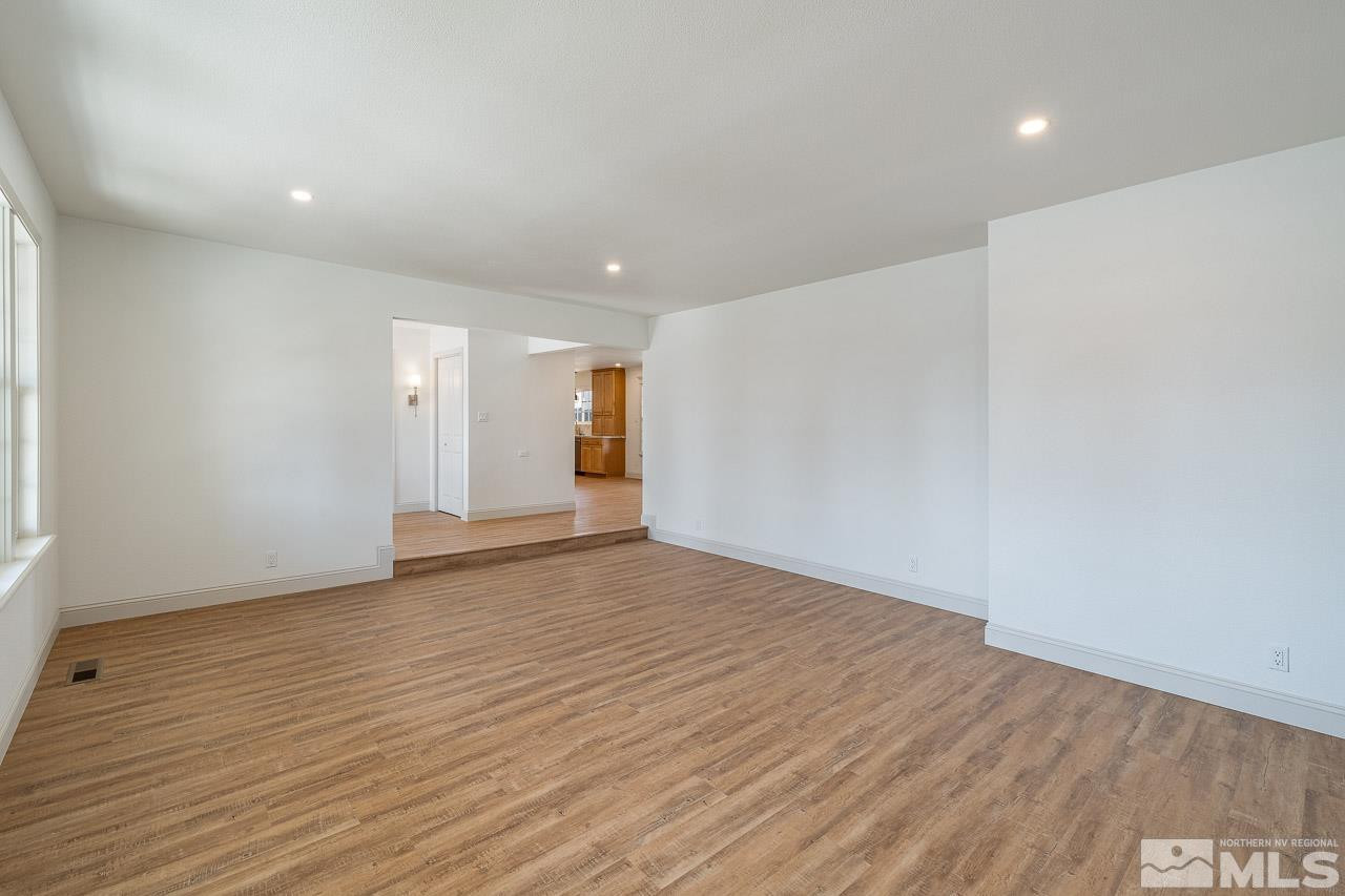 2495 Skyline Boulevard Reno, NV 89509 - Photo 11 of 40 Photo 5